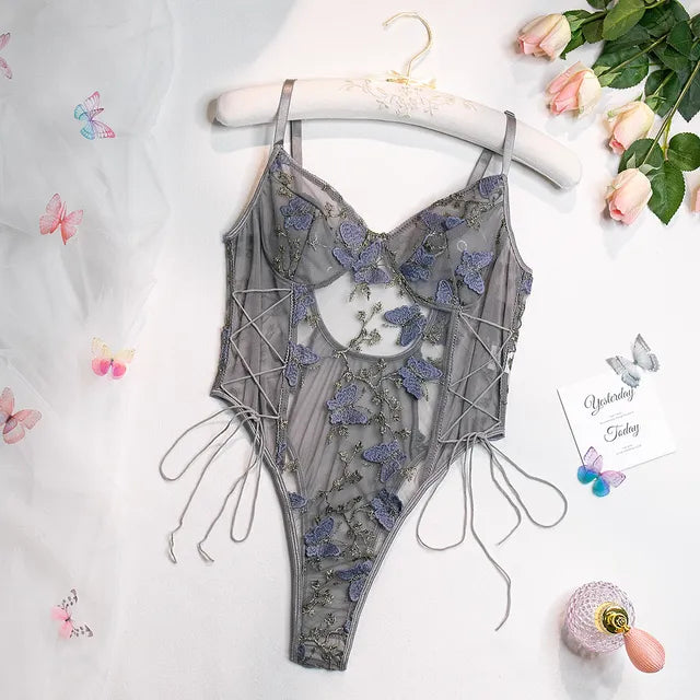 Selene | Broderet Sommerfugle Bodysuit
